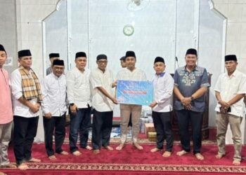 Bank Nagari Perkuat Sinergi dengan Pemprov Sumbar, Salurkan Bantuan Rp830 Juta Lewat Safari Ramadan
