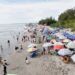 Pantai Gandoriah Diserbu Wisatawan, Event Piaman Barayo 2026 Dongkrak Kunjungan Wisata