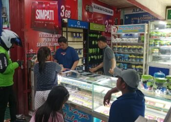 Saat Cashback Mengundang Pembeli: Cerita Konter Ponsel Padang dan QRIS Bank Nagari