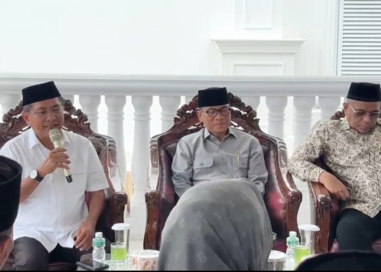Bupati Padang Pariaman, John Kenedy Azis, bersama Wakil Bupati, Ketua DPRD, jajaran Forkopimda, serta kepala perangkat daerah menyambut kunjungan kerja Menteri Desa, Pembangunan Daerah Tertinggal (PDT), Yandri Susanto, di Kabupaten Padang Pariaman, Sumatera Barat, Jumat (3/4/2026).
