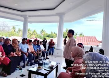 Bupati Padang Pariaman Tuntaskan Penyaluran Bantuan untuk 570 UMKM Terdampak Bencana