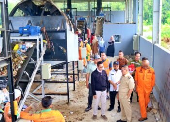 Pemko Bukittinggi Intensifkan Penyisiran Sampah, Tambah Armada untuk Cegah Penumpukan