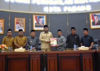 LKPJ Wali Kota Padang 2025 Disetujui DPRD, Fadly Amran: Jadi Bahan Evaluasi