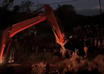 2 Orang Dikabarkan Tewas Tertimbun Tebing Runtuh di Sijunjung