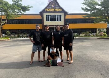 Gasak 3 Ponsel Saat Pemilik Terlelap, Pemuda di Padang Ditangkap Polisi