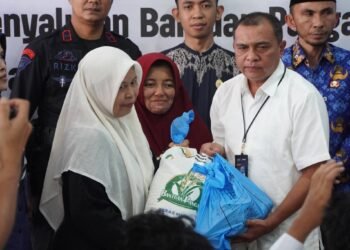 Pemko Padang Panjang Salurkan Bantuan Pangan kepada 7.169 Kepala Keluarga