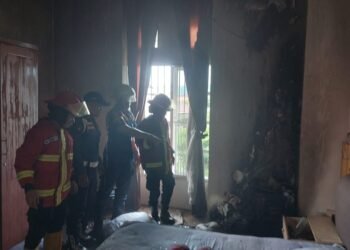 Sebuah Rumah di Padang Nyaris Terbakar karena Korsleting AC dan Kipas Angin