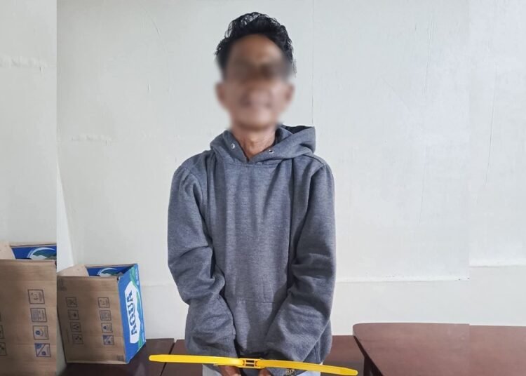 Warga Nagari Kajai, Kecamatan Talamau, Pasaman Barat tersangka pemerkosa gadis disabilitas pada Jumat (25/4/2026). Foto: Polres Pariaman