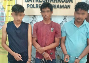 Polisi Tangkap Tiga Pria di Pariaman yang Sedang Pesta Sabu-Sabu