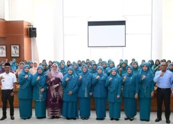 Ketua TP PKK Bukittinggi Lantik Ketua PKK Dua Kecamatan, Tekankan Sinergi dan Inovasi