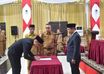 Bupati Padang Pariaman Lantik Pj Sekda, Tekankan Penguatan Kinerja OPD