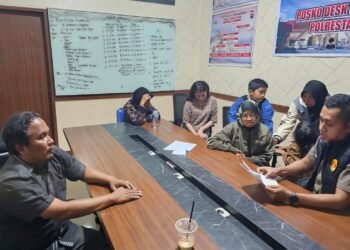 Bikin Cacat Wajah Pelanggan, Dokter Kecantikan Gadungan Ditangkap di Bukittinggi