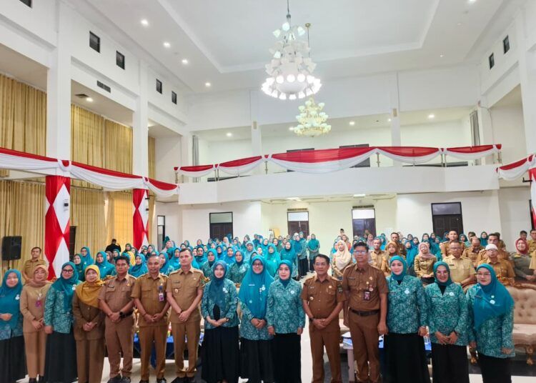 Pemerintah Kabupaten (Pemkab) Padang Pariaman mendorong digitalisasi tata kelola data organisasi Pemberdayaan Kesejahteraan Keluarga (PKK) melalui peluncuran aplikasi Sistem Informasi Pencatatan dan Statistik Terintegrasi (SICANTIK) PKK, Selasa (19/5/2026).