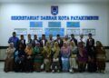 Pemko Payakumbuh Lepas 17 ASN Calon Jemaah Haji, Suasana Haru Iringi Keberangkatan