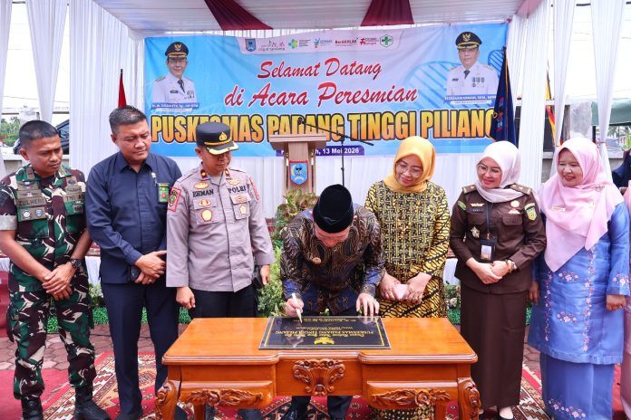 Wali Kota Payakumbuh, Zulmaeta, meresmikan gedung baru Puskesmas Padang Tinggi Piliang, pada Rabu (13/5/2026).