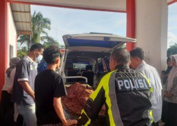 Detik-Detik Pelajar SMP Terjatuh dari Motor hingga Tewas di Dharmasraya