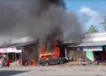 Detik-Detik Mobil Kijang Terbakar di Kabupaten Solok