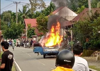 Pikap Hangus Terbakar di Solok Selatan, Diduga Akibat Korsleting Listrik