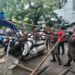 Ditinggal Usai Berjualan, Lapak PKL di Padang Dibongkar Petugas