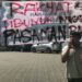 Jalan Rusak Makan Korban, Pemuda Pasaman Barat Demo Sendiri di Kantor DPRD Sumbar