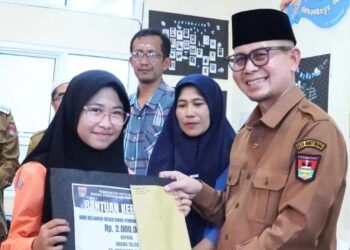 Pemko Bukittinggi Salurkan Bantuan untuk Korban Kebakaran 1 Mei 2026