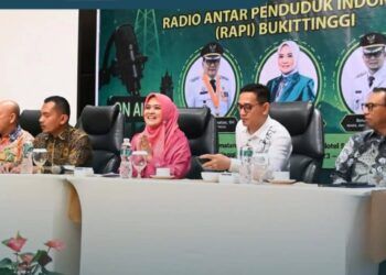 Pemko Bukittinggi Perkuat Kapasitas RAPI Lewat Bimtek Komunikasi Kebencanaan