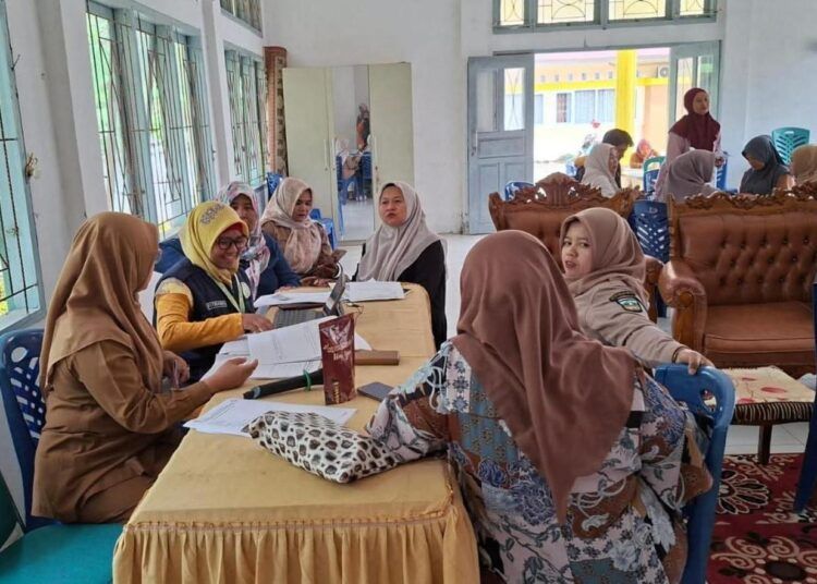 Sebanyak 500 UMKM di Solok Selatan telah berhasil memperoleh sertifikat halal dari target 1.000 sertifikat yang ditetapkan pemerintah daerah.