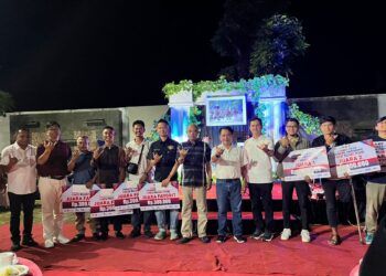 Pemkab Padang Pariaman Serahkan Hadiah Lomba Foto Pacu Kudo 2026