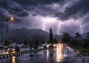 Prakiraan Cuaca Sumbar 16 Mei 2026: Mayoritas Wilayah Diguyur Hujan