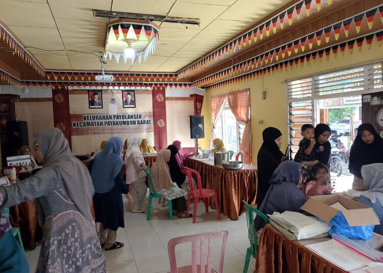 Pemerintah Kota Payakumbuh mengoptimalkan Pos Pelayanan Terpadu (Posyandu) berbasis enam Standar Pelayanan Minimal (SPM) di Kelurahan Payolansek sebagai langkah konkret mendekatkan layanan dasar kepada masyarakat sekaligus menekan angka stunting dan kemiskinan.