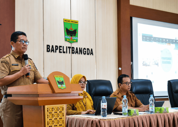 Pemerintah Kabupaten (Pemkab) Padang Pariaman menggelar Sosialisasi dan Bimbingan Teknis (Bimtek) Indeks Inovasi Daerah (IID) 2026 di Aula Badan Perencanaan Pembangunan, Penelitian, dan Pengembangan Daerah (Bapelitbangda) daerah setempat, Senin (8/6/2026).