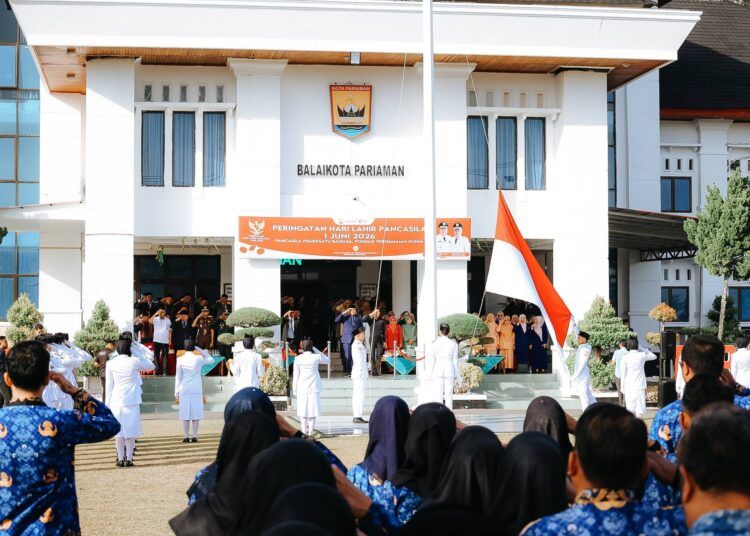 Pemerintah Kota Pariaman menggelar Upacara Peringatan Hari Lahir Pancasila Tahun 2026 di halaman Balaikota Pariaman, Senin (1/6/2026).
