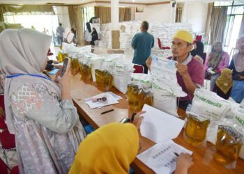 Sebanyak 9.938 Keluarga di Pariaman Terima Bantuan Beras dan Minyak Goreng