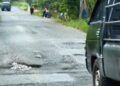Warga Tanah Datar Keluhkan Jalan Rusak di Sejumlah Jalur Masuk, Pemkab Dinilai Tutup Mata