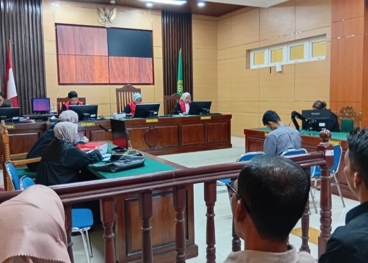 Terdakwa kasus pembunuhan berantai dan mutilasi tiga korban di Kabupaten Padang Pariaman, Sumatera Barat, Satria Juhanda alias Wanda, akan mengajukan banding atas vonis mati yang dijatuhkan majelis hakim Pengadilan Negeri Pariaman.
