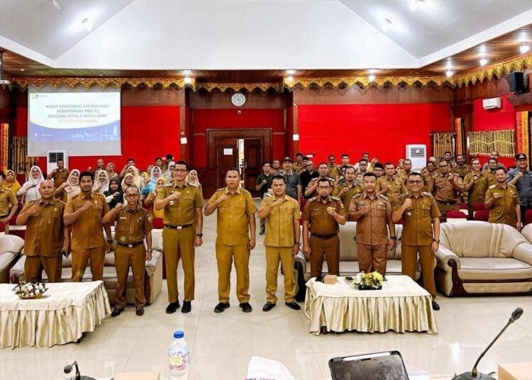 Pemerintah Kota (Pemko) Pariaman melalui Badan Pengelolaan Keuangan dan Pendapatan Daerah (BPKPD) menggelar Rapat Koordinasi dan Evaluasi Penerimaan Pajak Bumi dan Bangunan Perdesaan dan Perkotaan (PBB-P2) bersama kepala desa dan lurah se-Kota Pariaman.