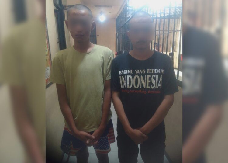 Polisi menangkap dua kurir narkoba yang membawa 21 kilogram (kg) ganja di Jalan Jenderal Sudirman, tepatnya di depan SDN 05 Pauh, Nagari Pauah, Kecamatan Lubuk Sikaping, Pasaman, Sumatera Barat (Sumbar), pada Sabtu (6/6/2026) sekitar pukul 22.00 WIB. Foto: Polres Pasaman