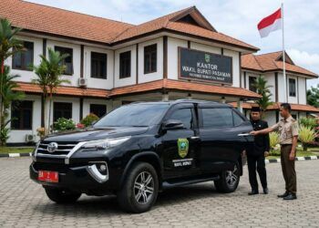 Wakil Bupati Pasaman Beli Mobil Dinas Baru, Bupati Pakai Mobil Bekas Wakilnya