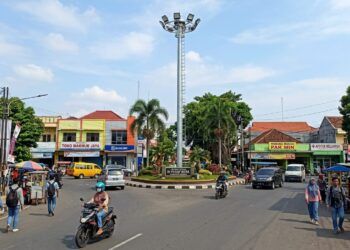 Rp1,6 Miliar Dianggarkan Bangun 2 Lampu High Mast di Pesisir Selatan Tahun Ini