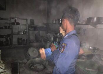 Kebakaran Hanguskan Dapur Hotel Truntum Padang, Tamu Sempat Panik Akibat Asap