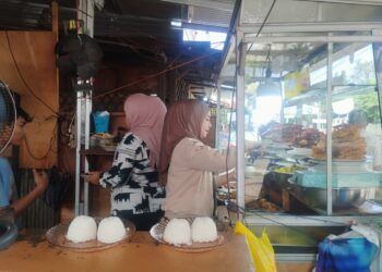 Pedagang Nasi di Padang Tercekik Pelemahan Rupiah, Harga Bahan Naik Drastis