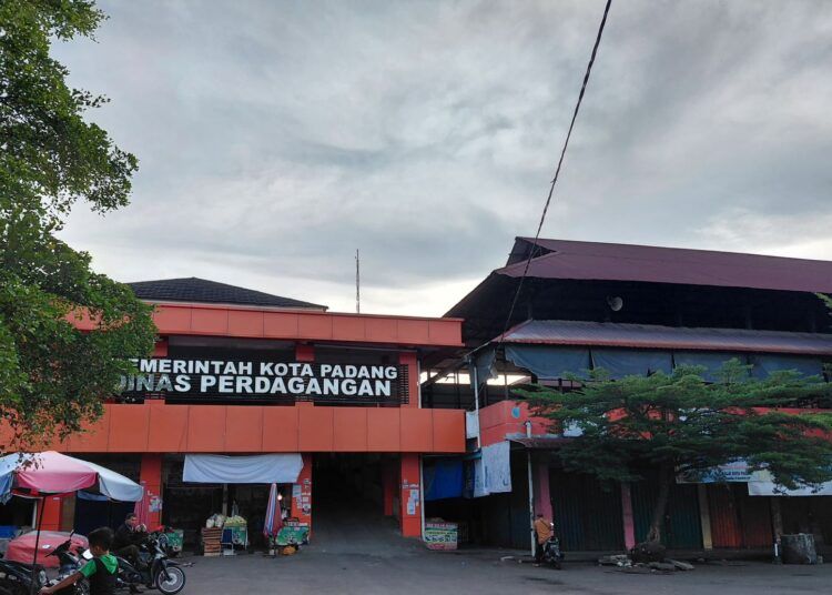 Pasar Satelit Ulak Karang, Padang Utara, Kota Padang. Foto: Pemko Padang