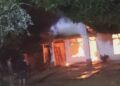 Satu Rumah di Tanah Datar Terbakar Saat Penghuni Terlelap