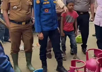 Rumah Kontrakan Terbakar di Bukittinggi, Penghuni Luka Parah, 21 Tabung Gas Ditemukan
