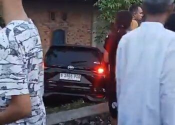 Avanza Ringsek Tertabrak Kereta di Padang, KAI Singgung Sanksi Pidana Penerobos Rel