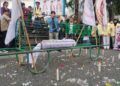 Demo di DPRD Sumbar, Mahasiswa Bawa Keranda dan Kain Kafan Bertuliskan Kritik untuk Pemerintahan Prabowo