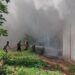 Api Mengamuk di Tanah Datar, Dua Ruko Hangus Terbakar