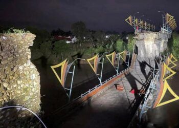 3 Tersangka Dugaan Korupsi Jembatan Sikabu Padang Pariaman Ditahan, Rugikan Negara Rp7,5 Miliar