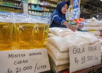 Harga Minyak Goreng dan Gula di Sumbar Naik, Disperindag Awasi Rantai Pasok