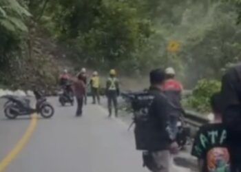 Video: Longsor di Lembah Anai, Arus Lalu Lintas Padang–Bukittinggi Lumpuh Total